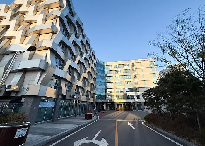 Sokcho Marina Hotel