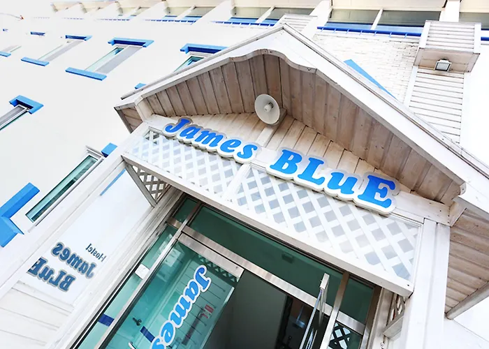 James Blue Hostel